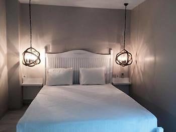 Erythros Boutique Hotel Ildir Zewnętrze zdjęcie